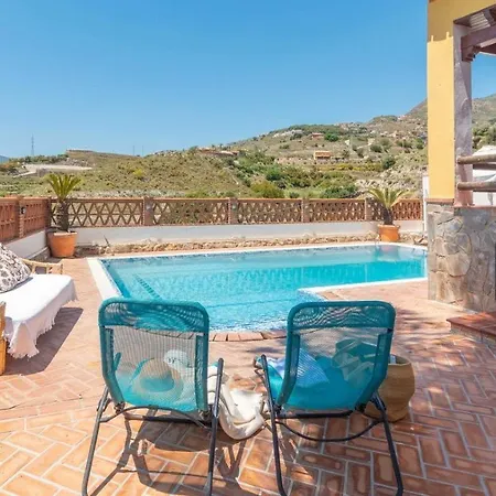 Casa Julia Y Chloé Molvízar By Ruralidays Сasa de vacaciones Granada